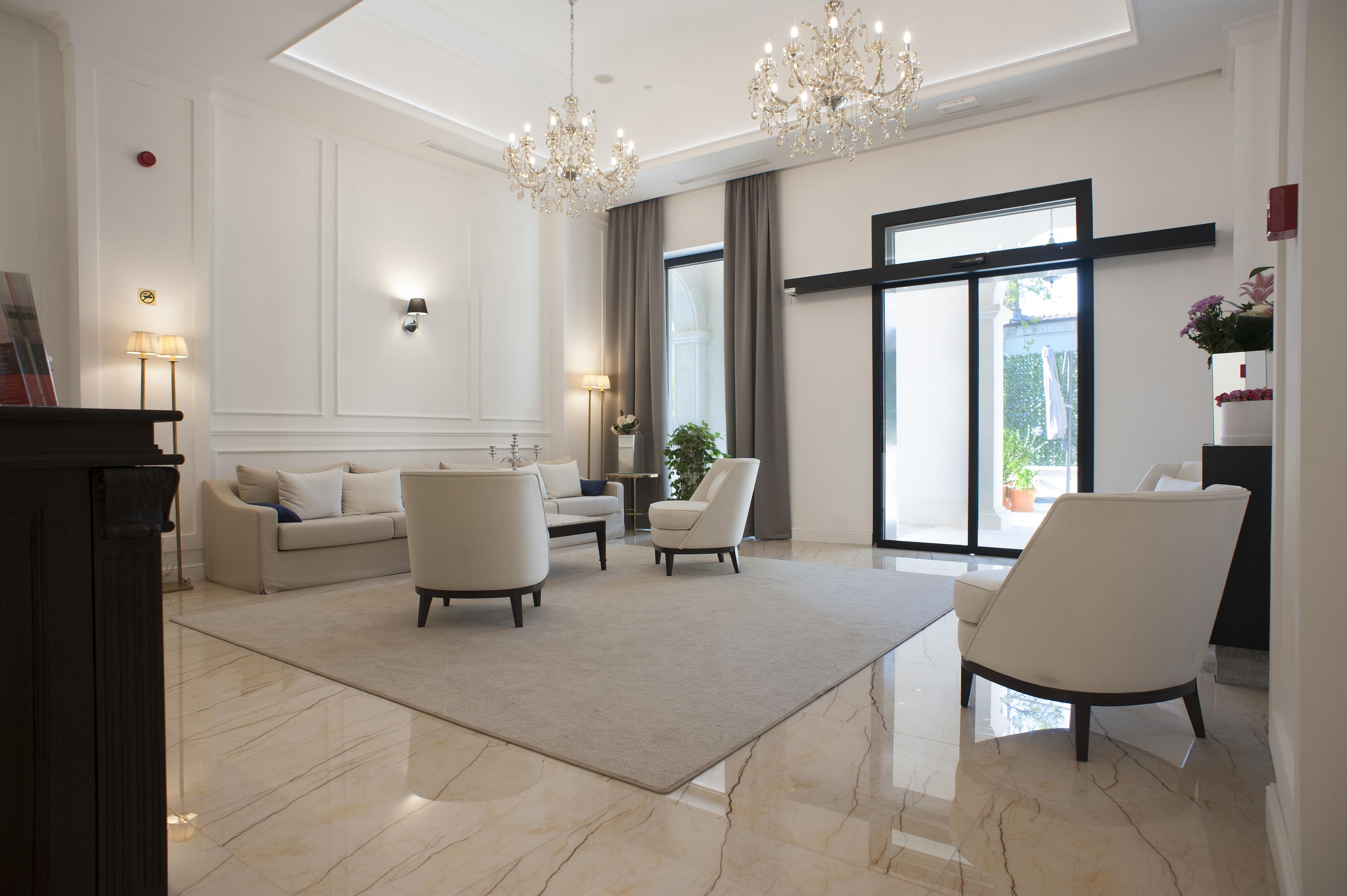 Hotel Moskva Budva Kültér fotó