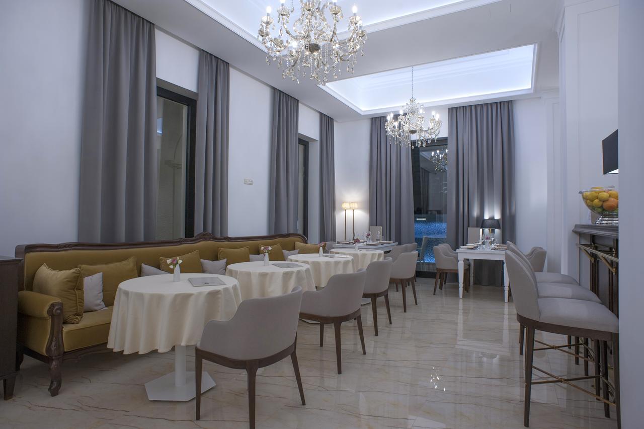Hotel Moskva Budva Kültér fotó