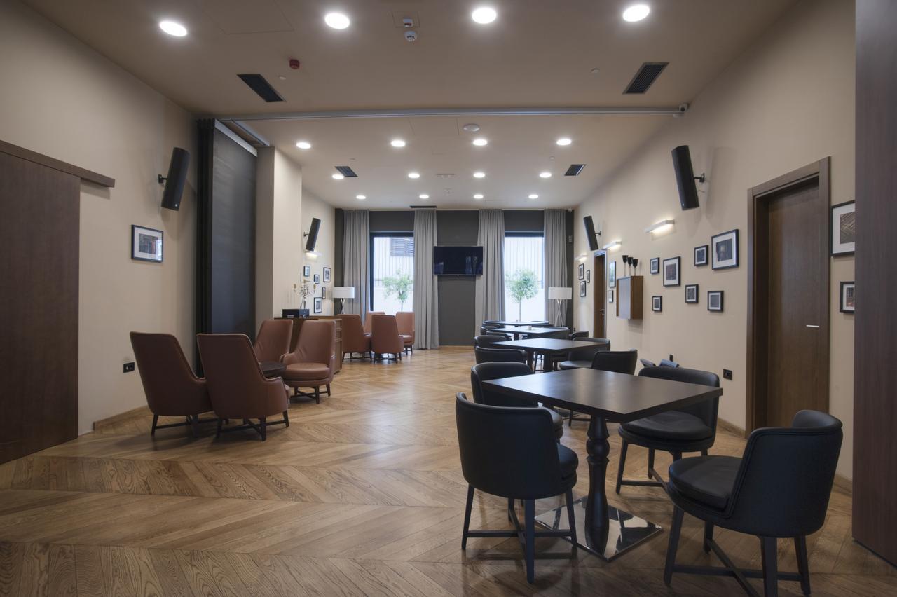 Hotel Moskva Budva Kültér fotó