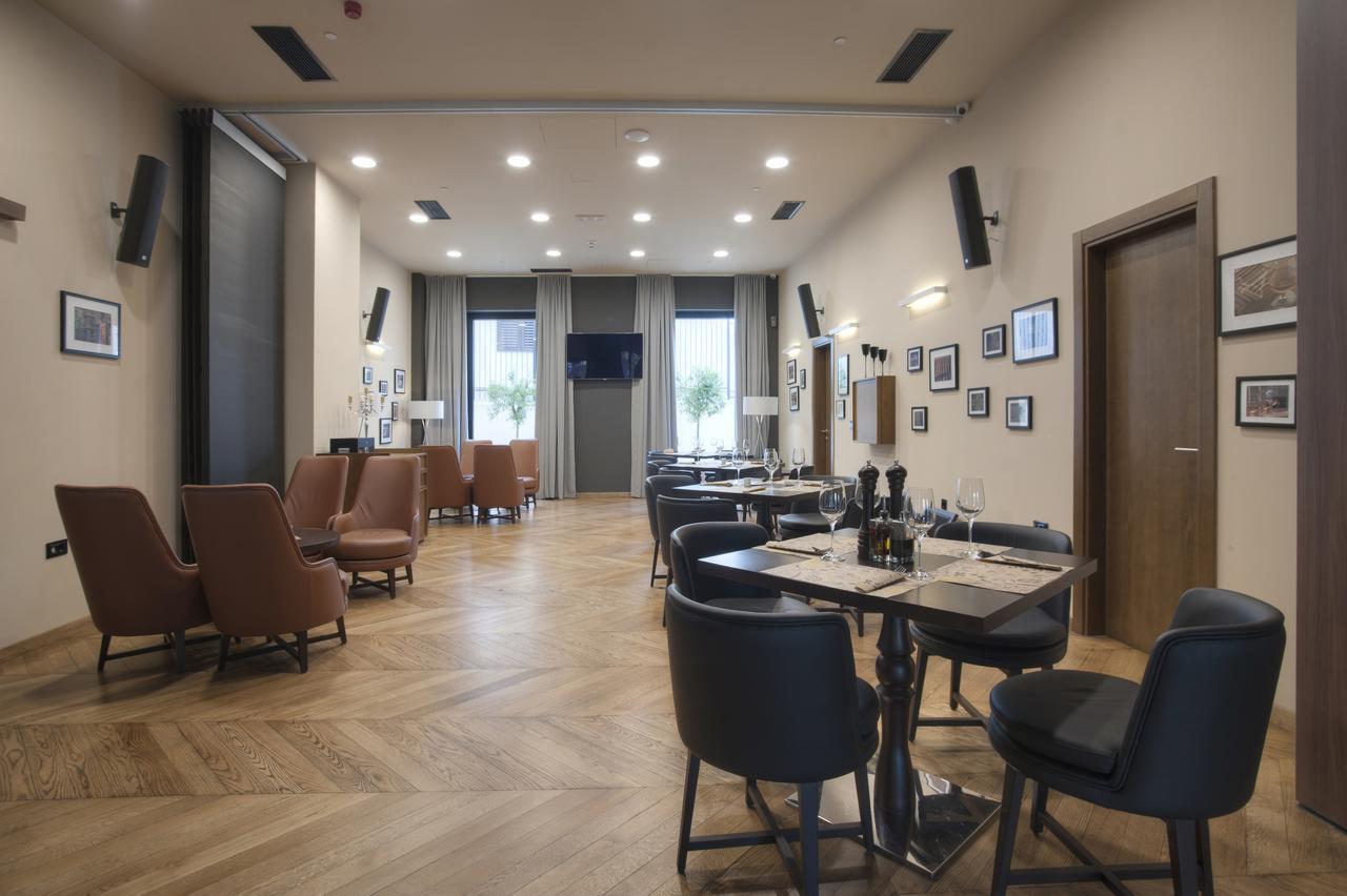 Hotel Moskva Budva Kültér fotó